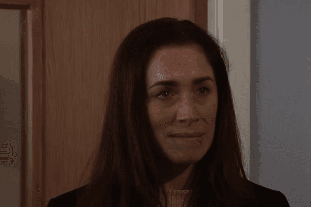 Coronation Street fans divided as Shona Platt is reunited with long-lost dad