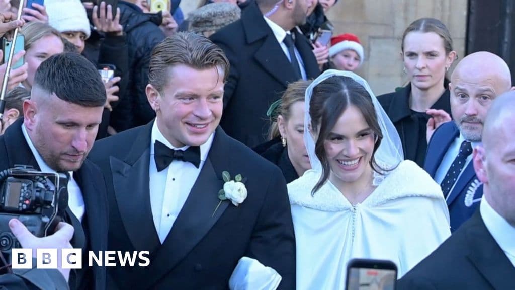 Gordon Ramsay's Daughter Holly Marries Olympic Swimmer Adam Peaty in Bath Abbey Wedding