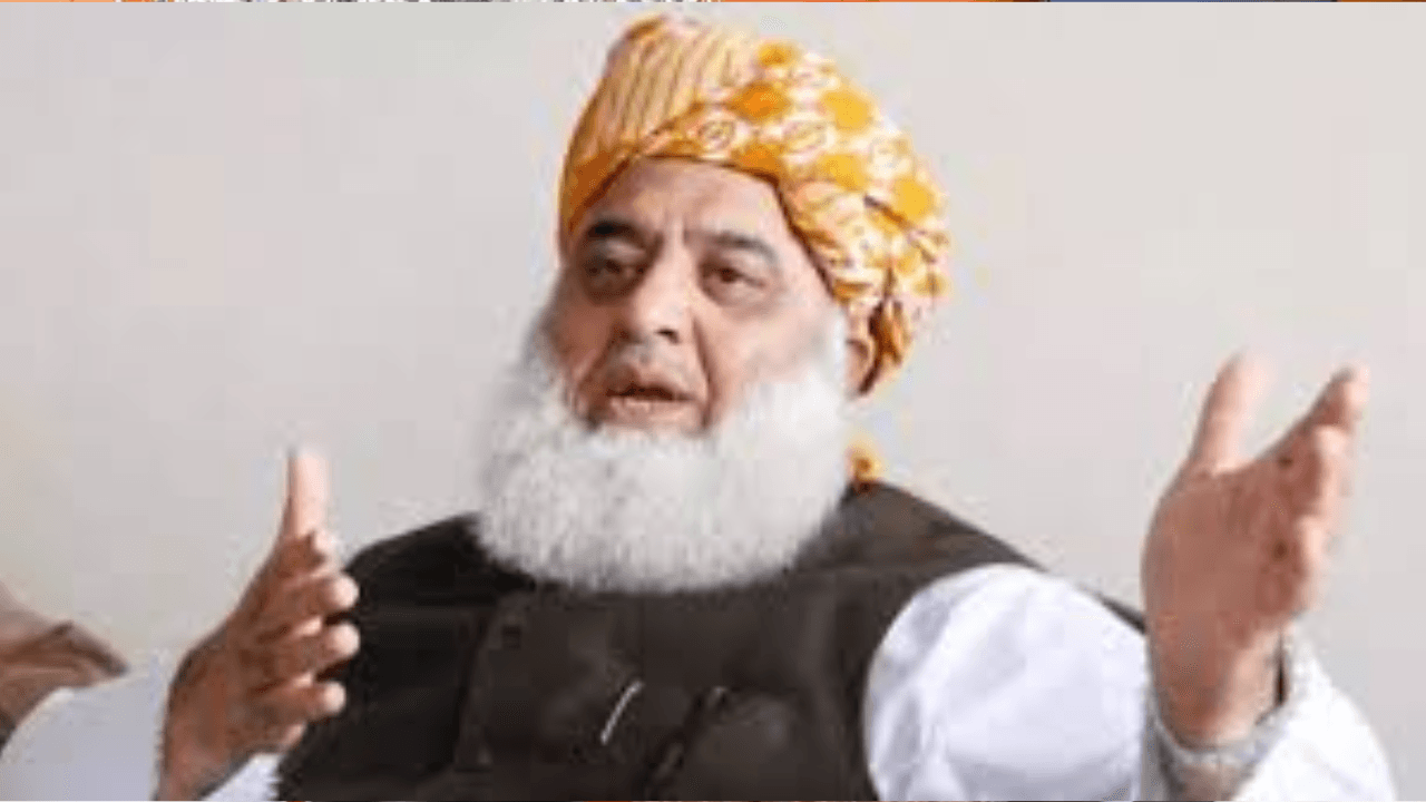 'Pomegranate can't enter but terrorists do': Pak leader's caustic jab at Munir