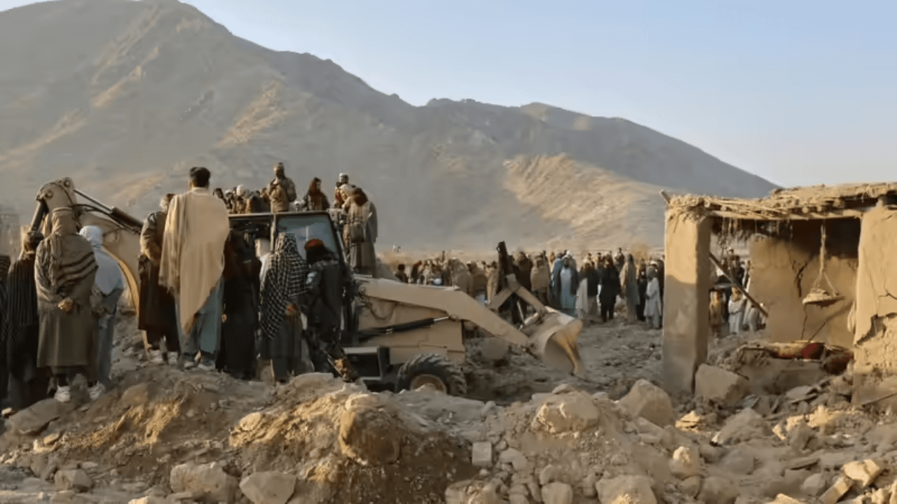 Pakistan says it hit military facilities inside Afghanistan​, attacks tunnel used by Taliban
