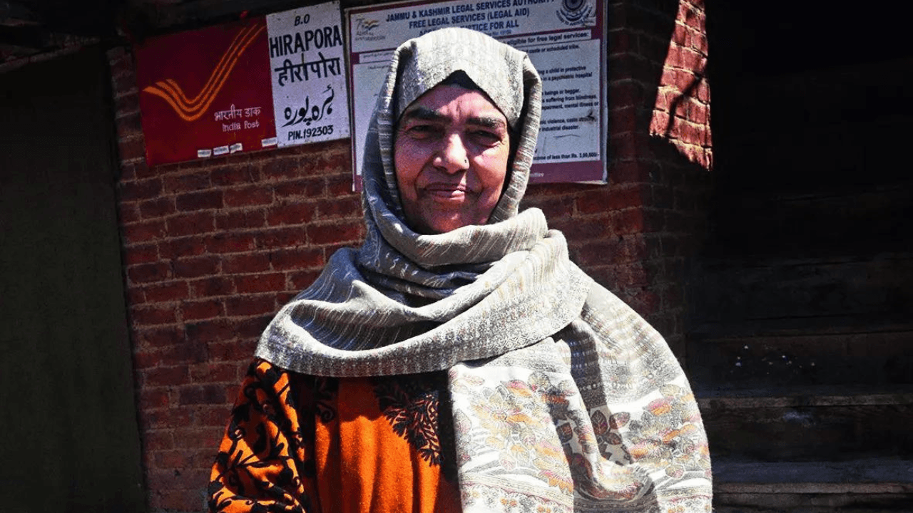 You've got mail: J&amp;K's first postwoman clocks 25 letters a day, 30 years on foot
