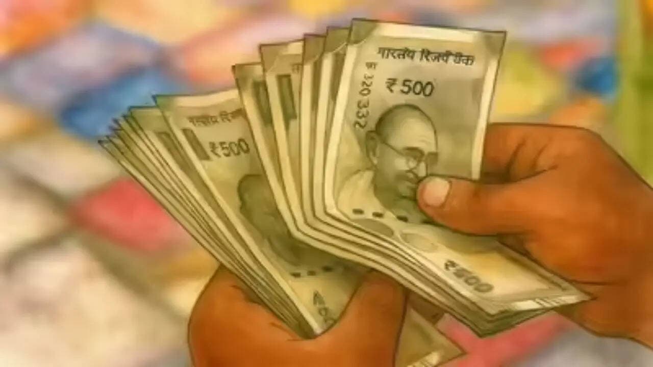 Meerut man siphons off Rs 44L pension over 7 years by showing dead mom ‘alive’