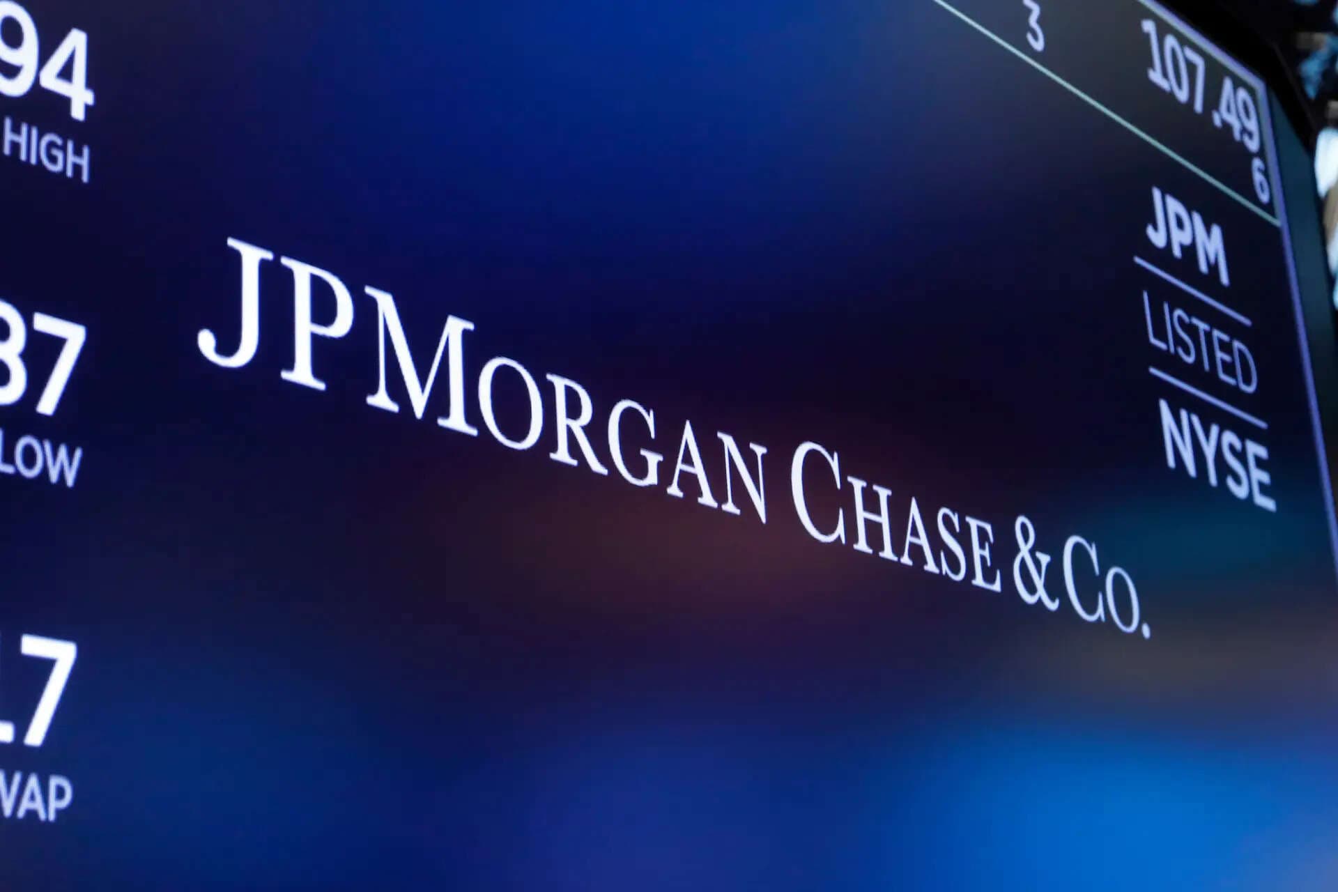 JPMorgan to its 65,000 software engineers: You risk falling behind, offers solution