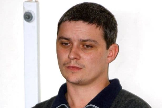 Ian Huntley's mum 'decides if life support should be withdrawn' from his bedside