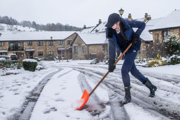 Met Office issues yellow snow warning for east of England