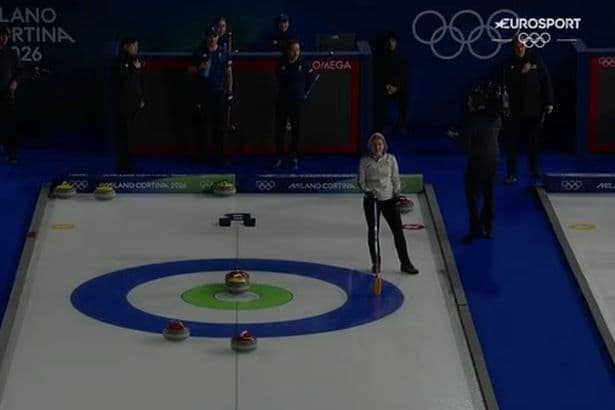 Winter Olympics hit by power cut just 10 minutes into action