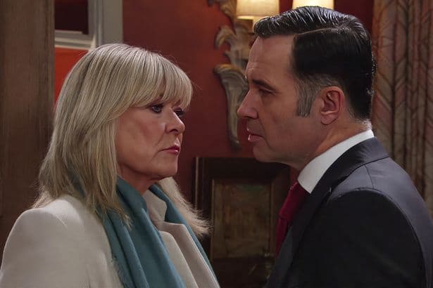 Emmerdale 'gives away' who Graham ends up with - and it's not Kim