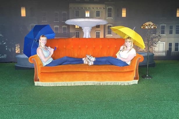 Chandler, Joey, Monica, Phoebe, Rachel and Ross send Friends superfan to sleep