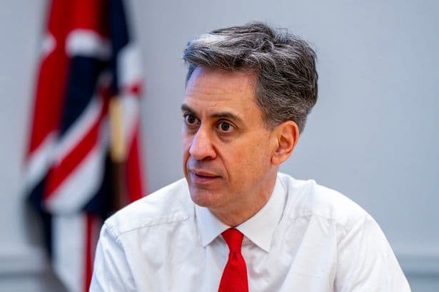 Ed Miliband vows to 'fight' to keep energy bills down